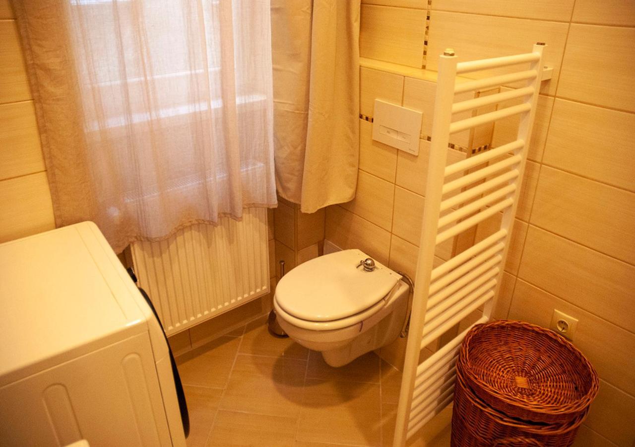 Western Apartman Budapest Exterior photo